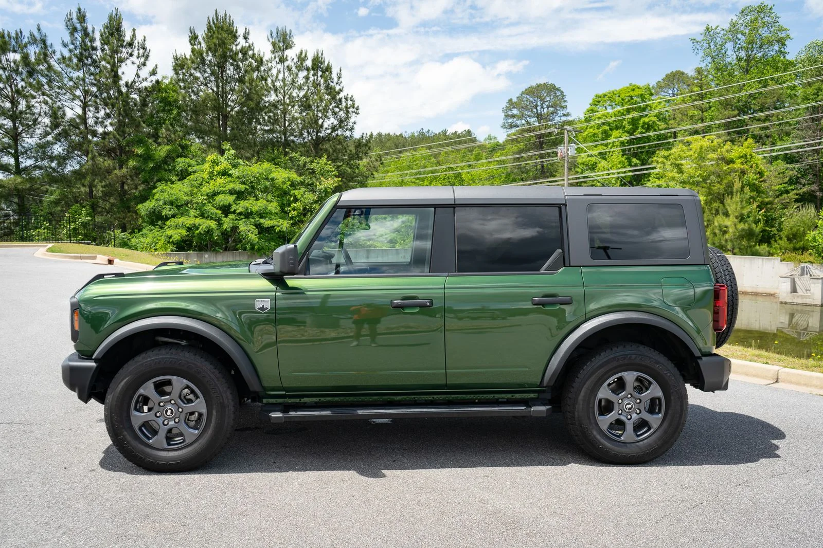 Used 2025 Green Metallic Ford Big Bend image 5