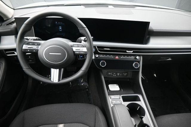 New 2026 Silver Hyundai SEL Sport image 17