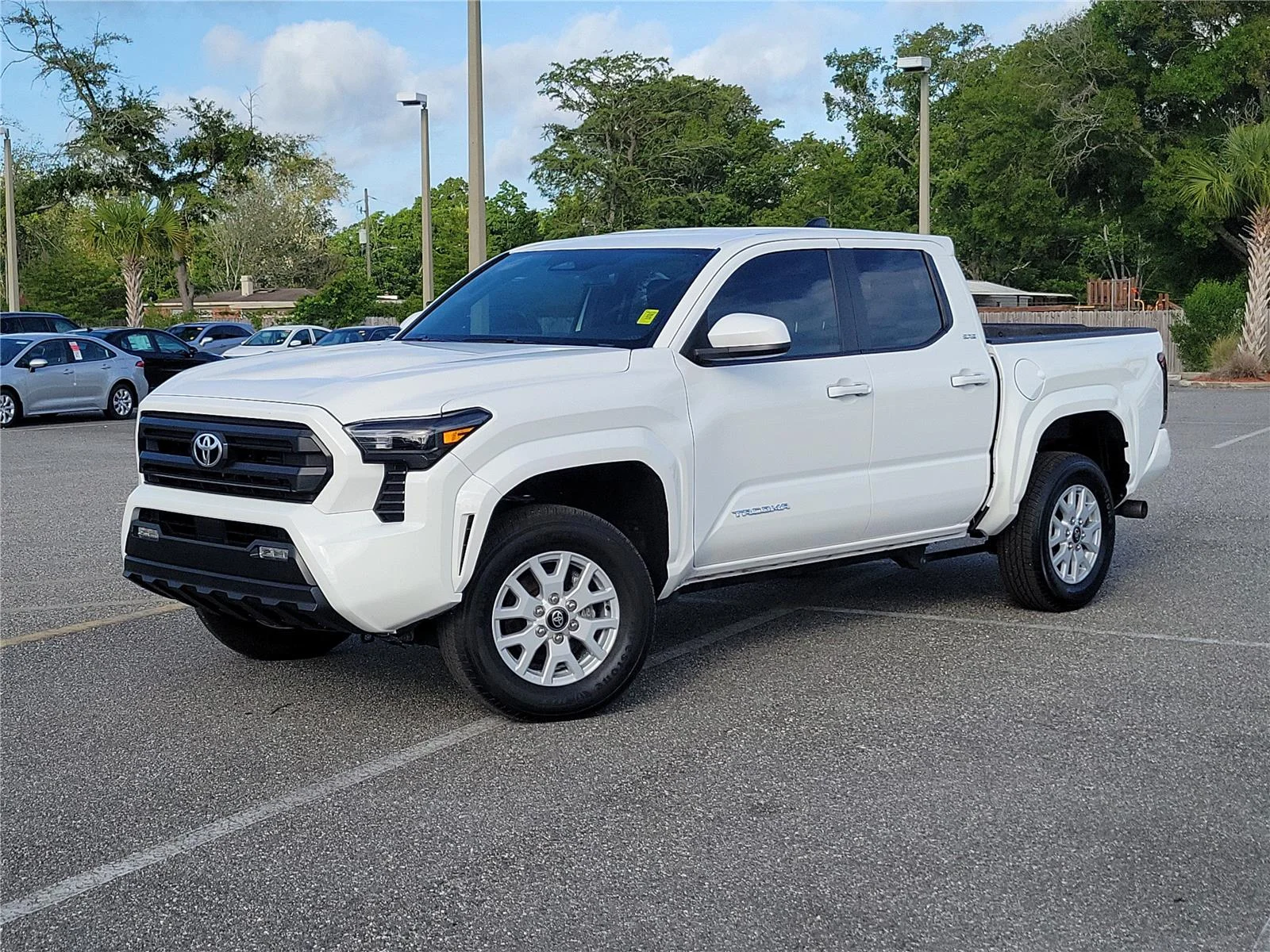 Used 2025 Ice Cap Toyota SR5 image 1