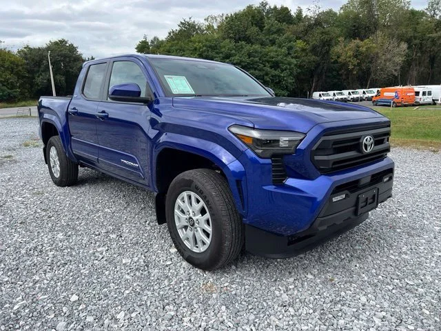 Used 2025 Blue Toyota SR5 image 7