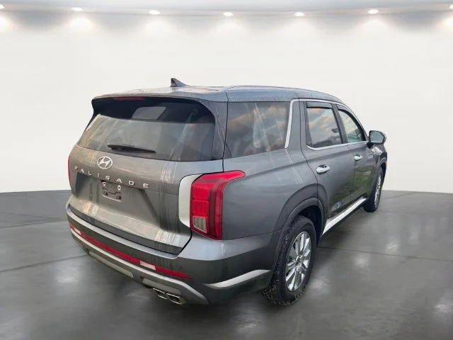 Used 2024 Gray Hyundai SEL image 15