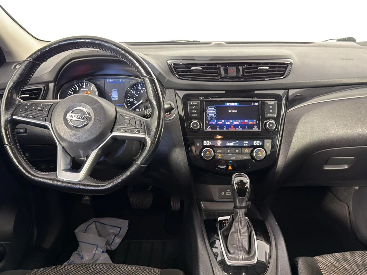 Used 2022 Magnetic Black Pearl Nissan SV image 18