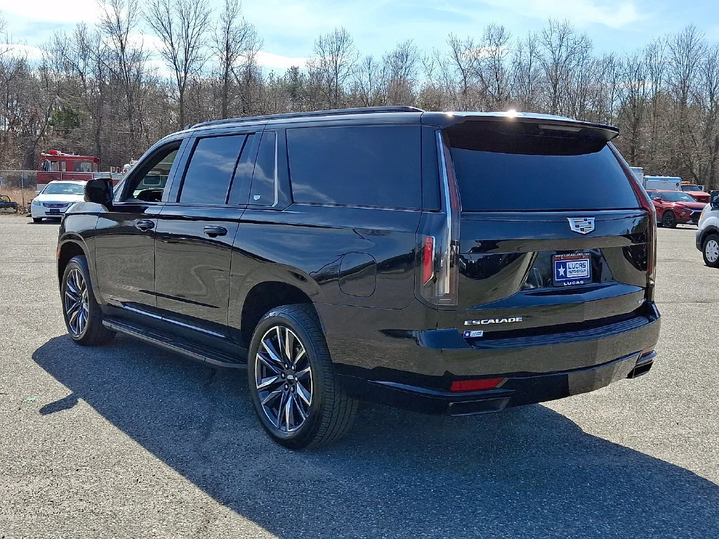 Used 2023 Black Raven Cadillac Sport image 8