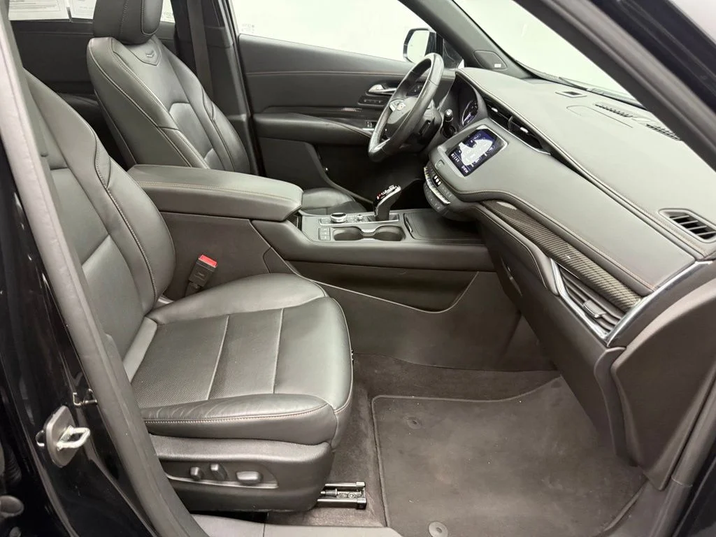 Used 2022 Black Cadillac Sport image 35