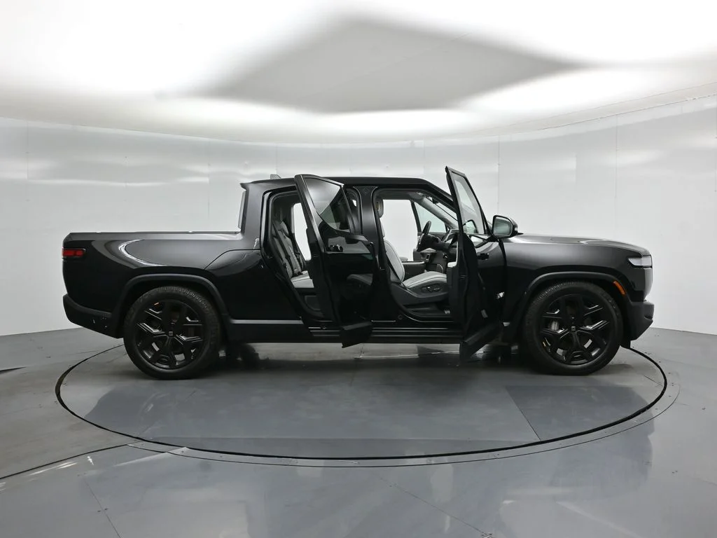 Certified Used 2023  Rivian Adventure image 3