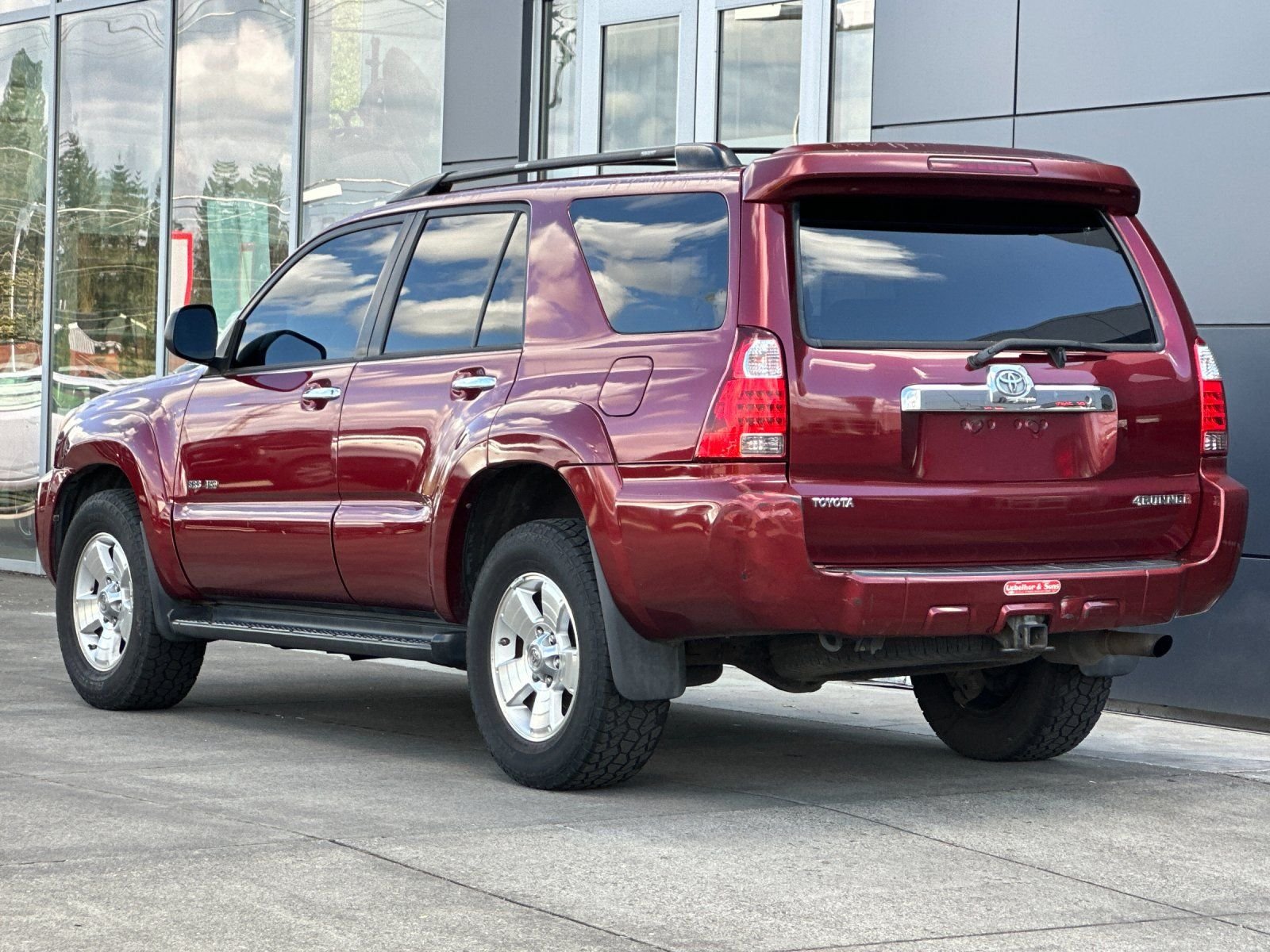 Used 2006 Salsa Red Pearl Toyota SR5 image 4