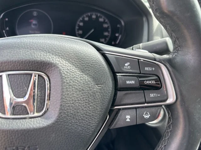 Used 2020 White Honda Touring 2.0T image 17