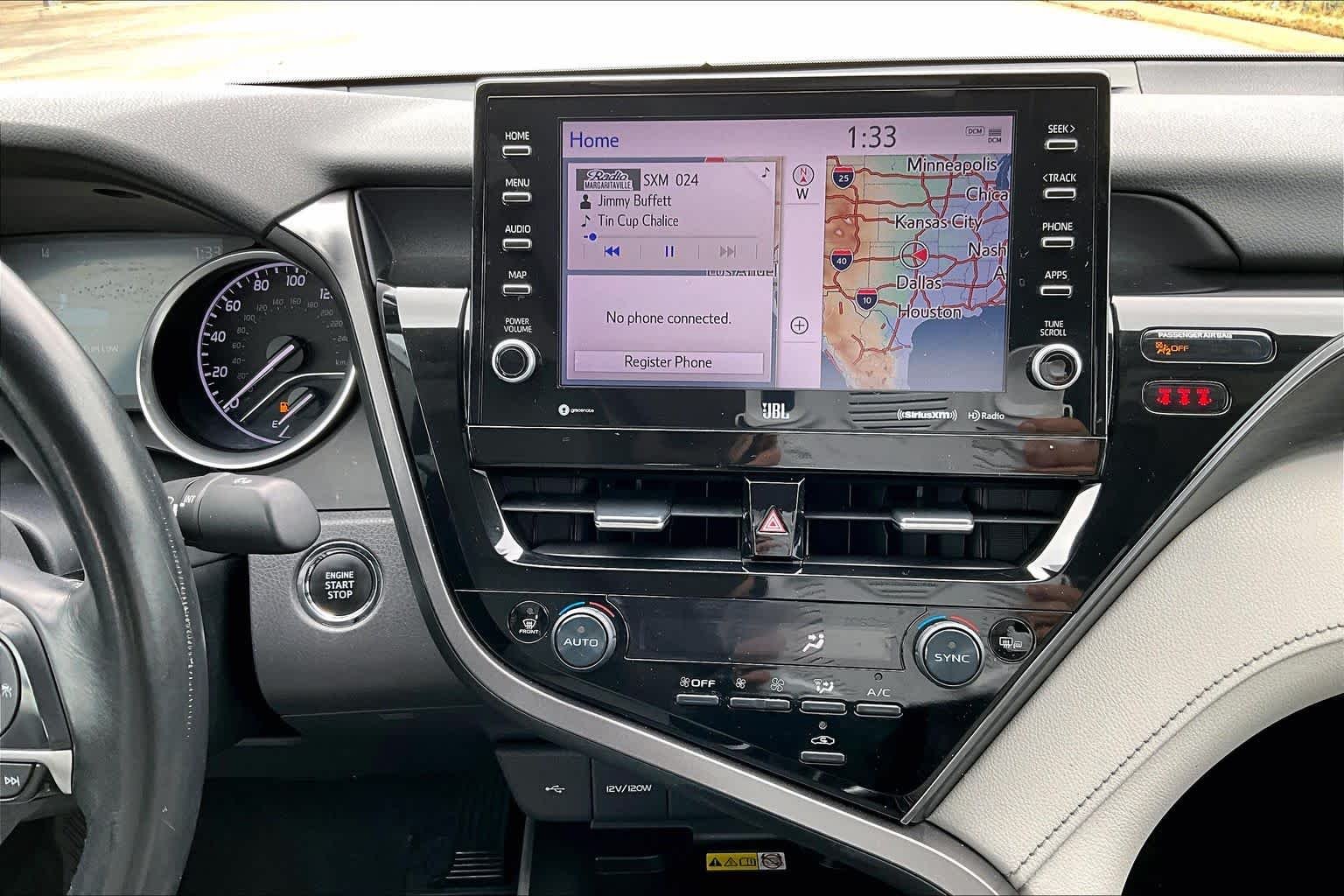 2023 Toyota Camry XLE - Photo 7