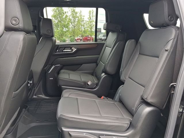 2026 GMC Yukon XL Denali - Photo 19