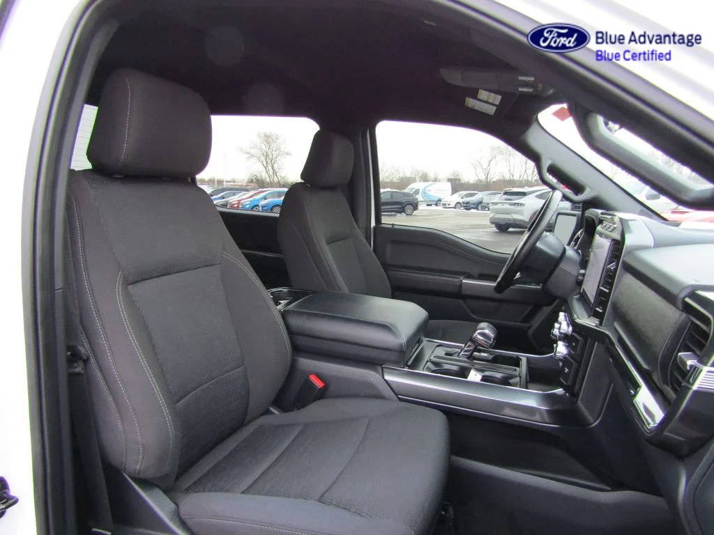 Certified Used 2023 Oxford White Ford XLT image 42