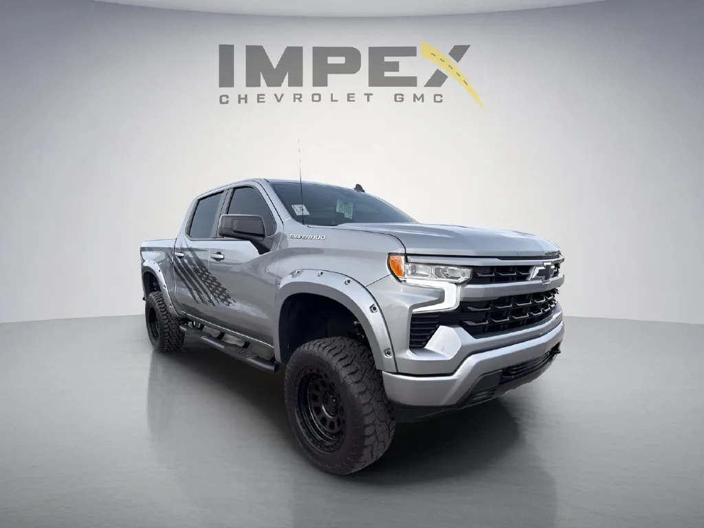 Used 2026 Gray Chevrolet RST image 7