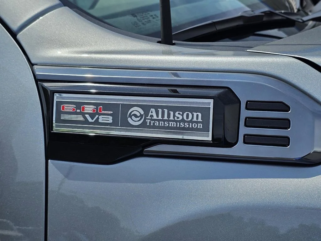 Used 2026 Sterling Metallic GMC AT4 image 7