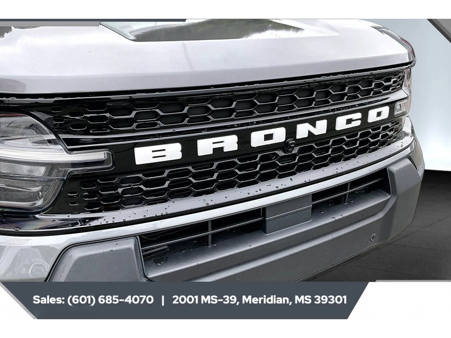 Used 2025 Carbonized Gray Metallic Ford Outer Banks image 21