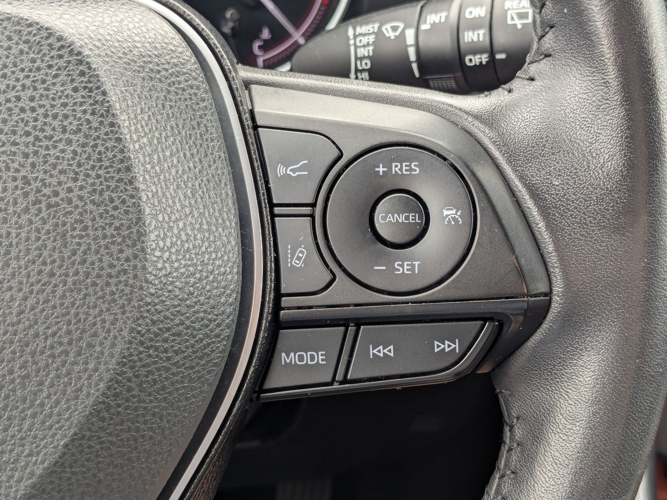 Used 2024 Pearl Toyota Adventure image 18