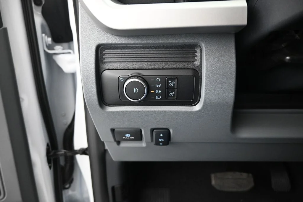 New 2025 White Ford XLT image 12