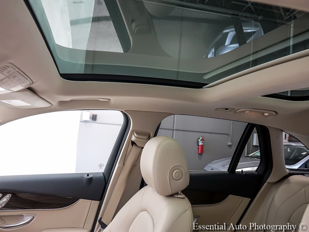Used 2018  Mercedes-Benz GLC 300 image 11