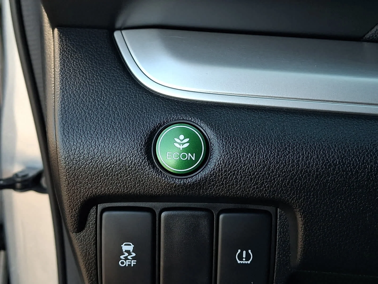 Used 2016  Honda EX image 28