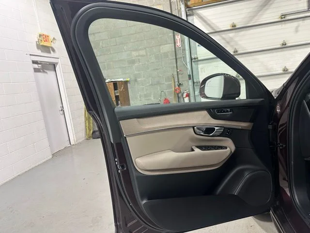 New 2026 Mulberry Red Volvo Ultra image 11