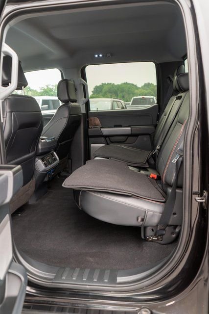 Used 2023 Agate Black Metallic Ford Lariat image 10