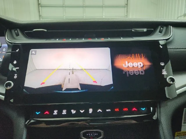 New 2027 Sting-Gray Clearcoat Jeep Limited image 29