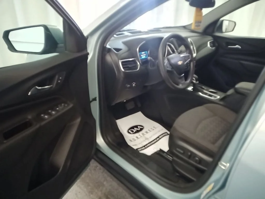 Used 2022 Seaglass Blue Metallic Chevrolet LT image 6
