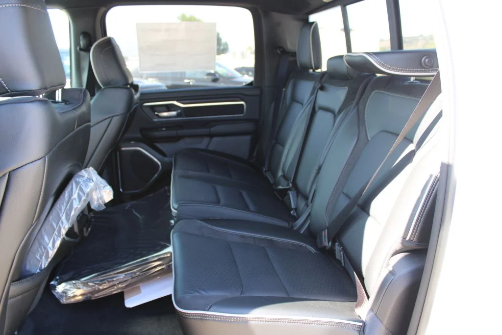 New 2026 Bright White Clear-Coat Exterior Paint Ram Laramie image 14