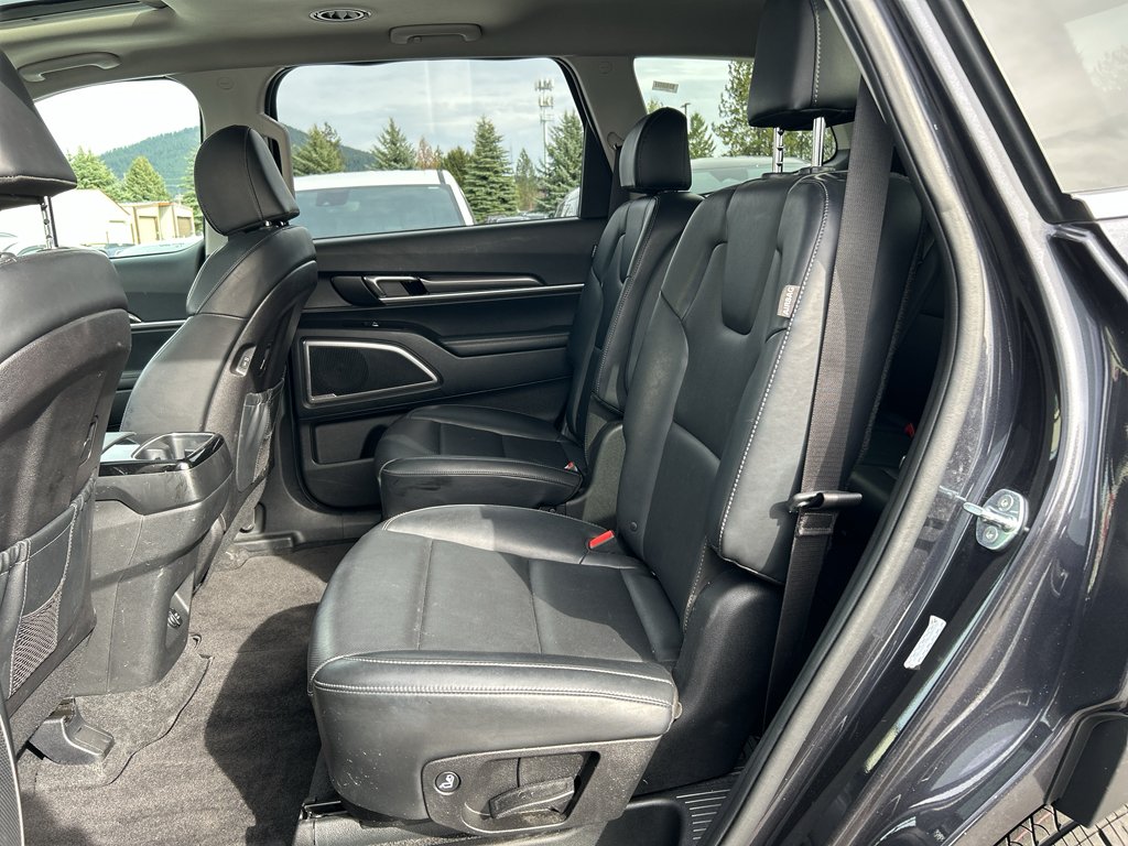 2025 Kia Telluride S - Photo 13