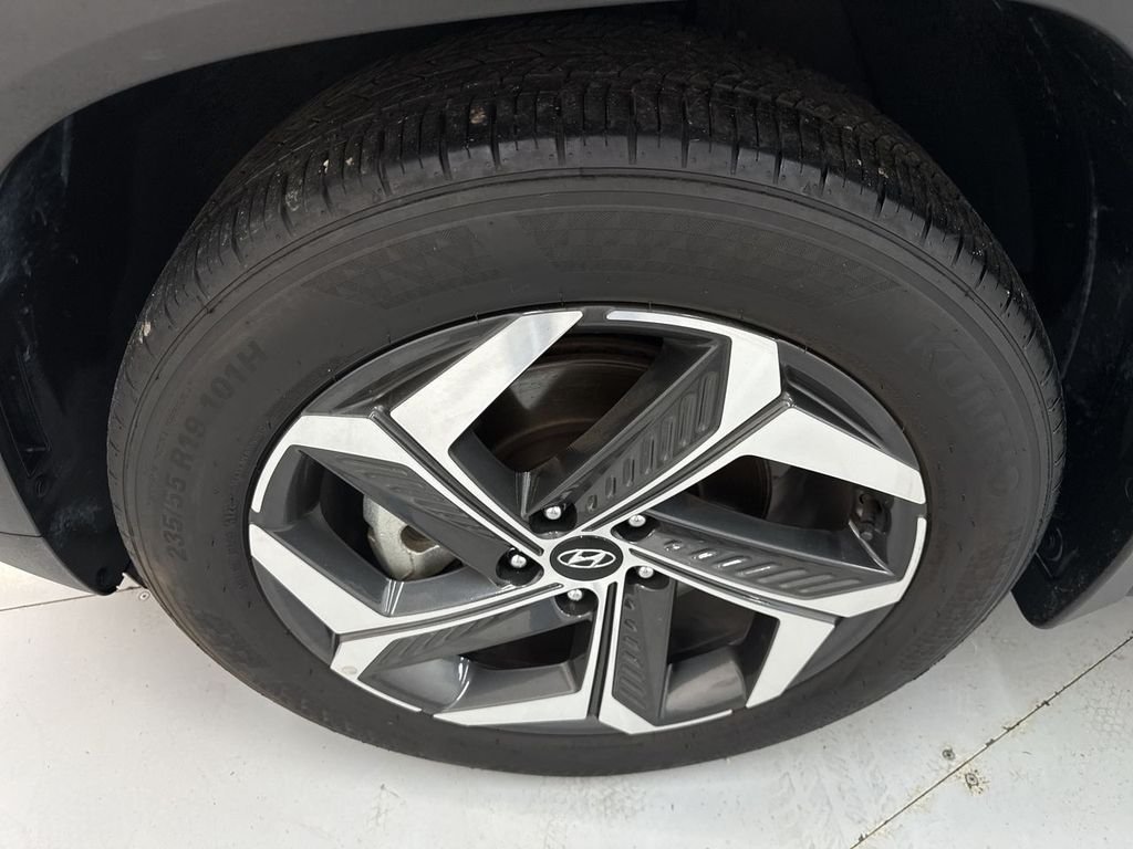 Used 2024 Black Pearl Hyundai SEL image 32