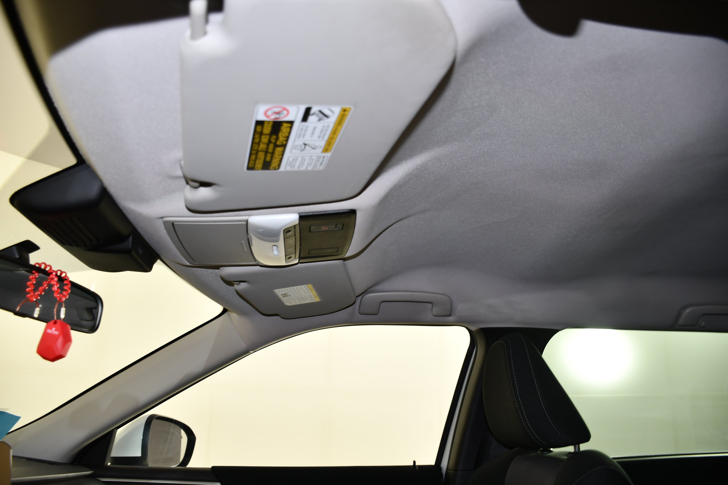 2023 Mitsubishi Outlander ES - Photo 37