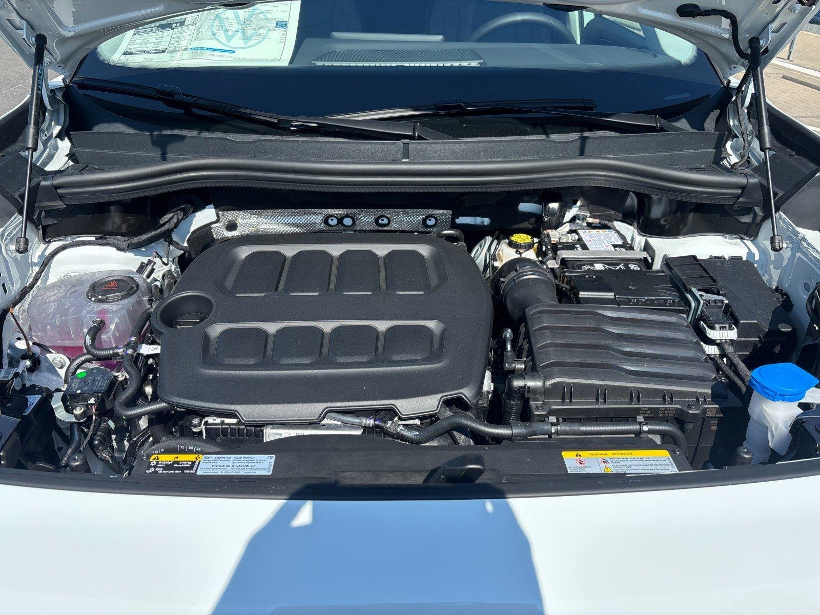 New 2026 pure white Volkswagen SE image 9