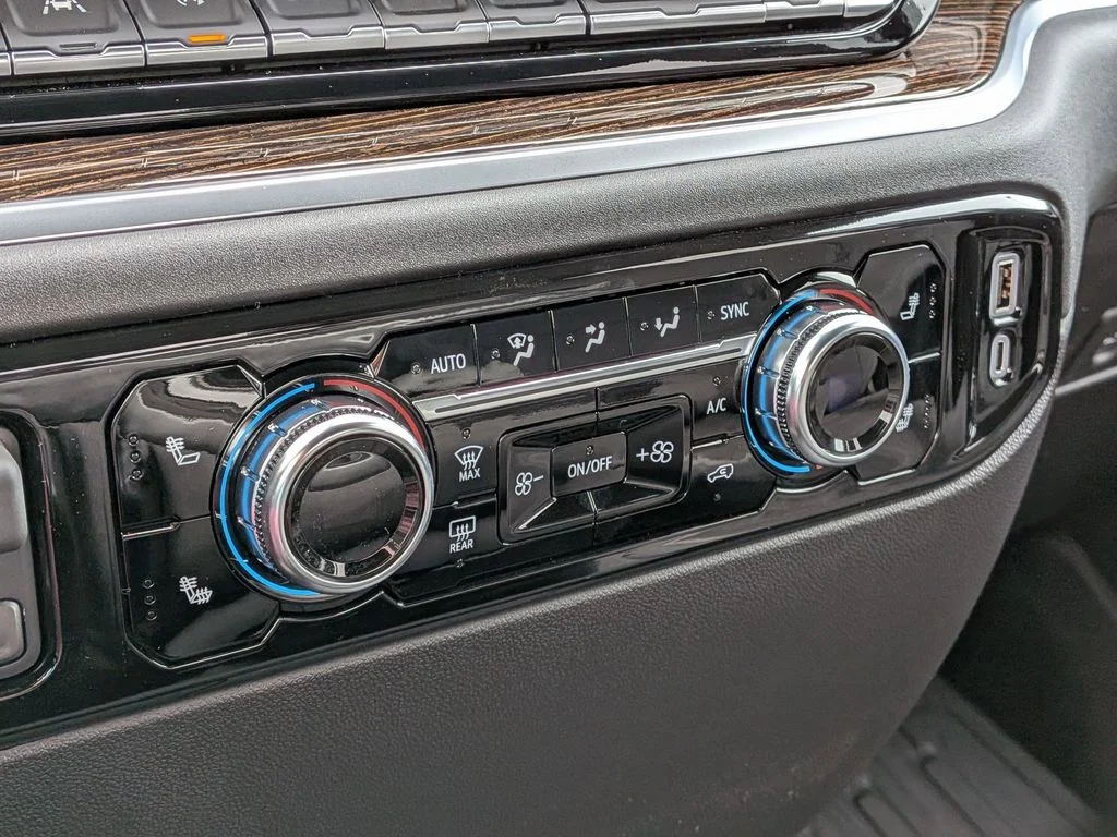 New 2026 Summit White GMC Elevation image 15