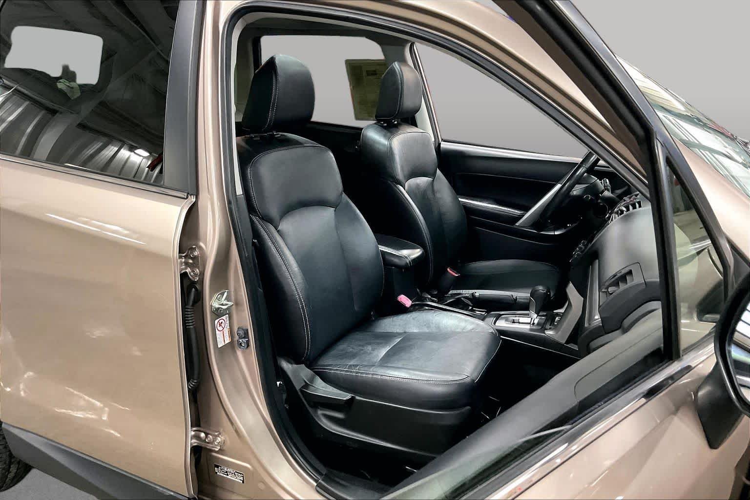 Used 2014 Burnished Bronze Metallic Subaru 2.5i Touring image 9