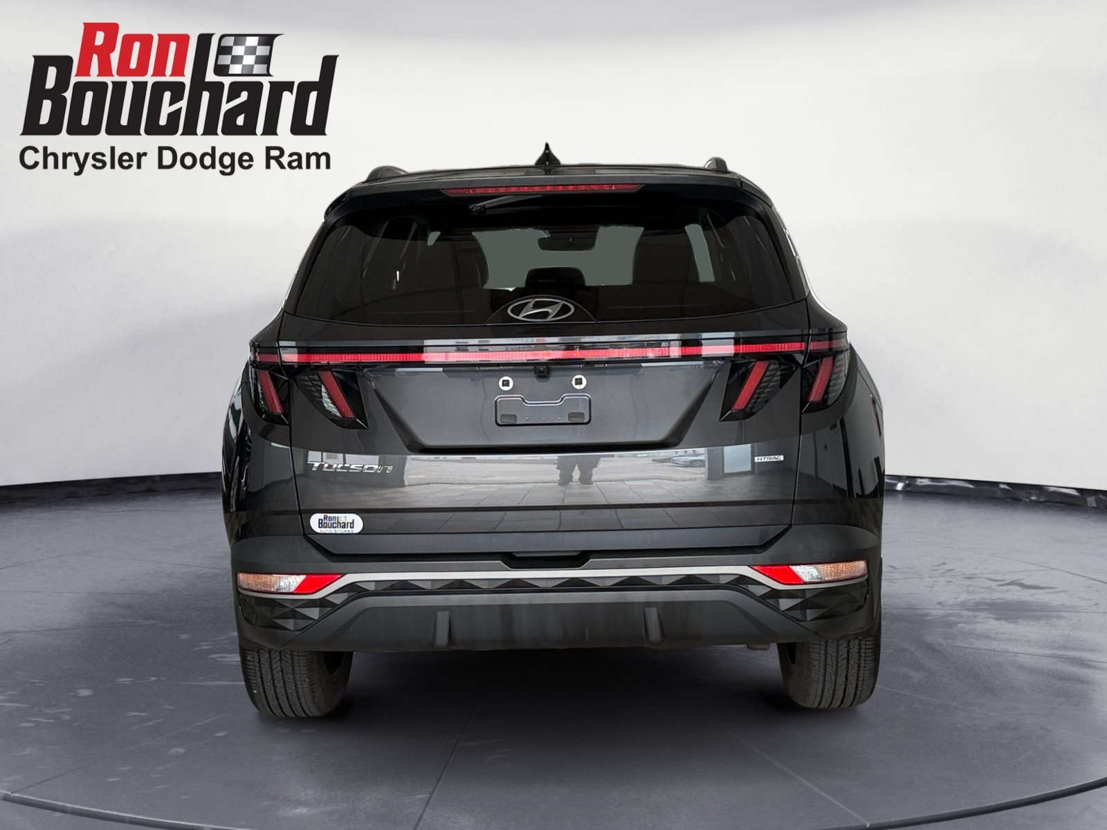 Used 2023 Portofino Gray Hyundai SEL image 3