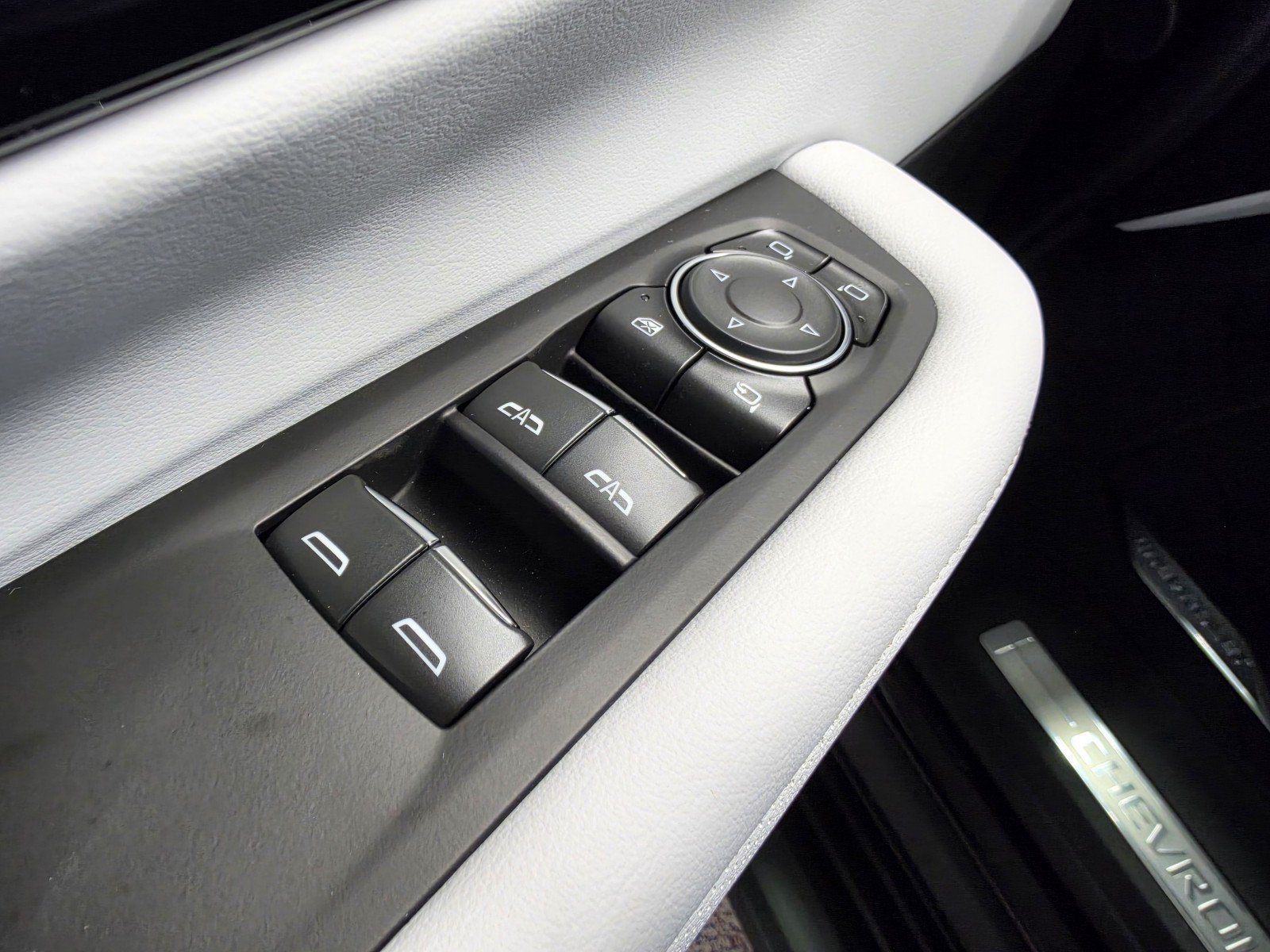 2027 Chevrolet Tahoe Premier - Photo 20