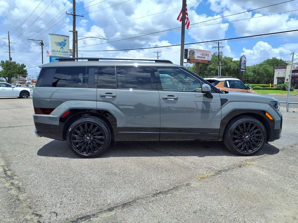 Used 2024 Gray Hyundai Calligraphy image 19