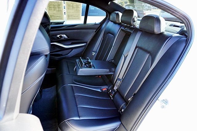 Used 2023 White BMW 330i image 15