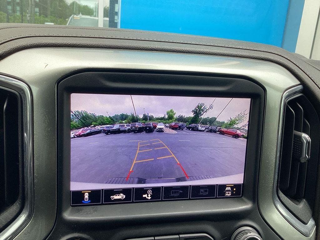 Used 2021 Iridescent Pearl Tricoat Chevrolet LTZ image 15