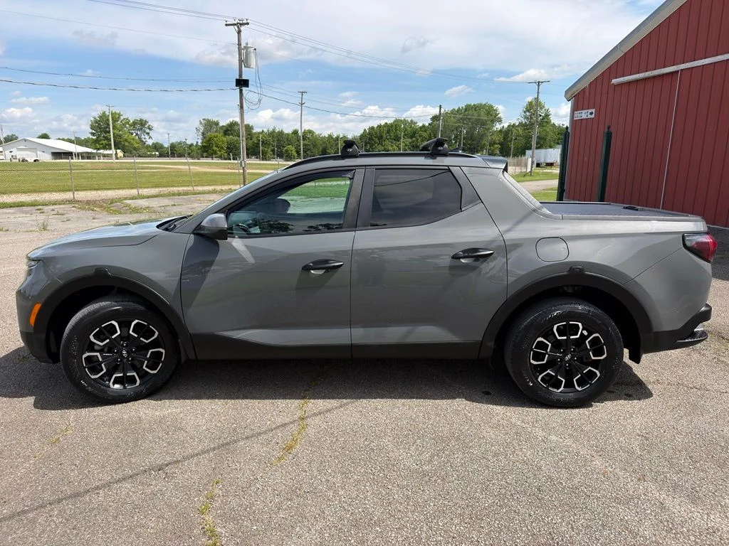 Used 2023 Gray Hyundai SEL image 20