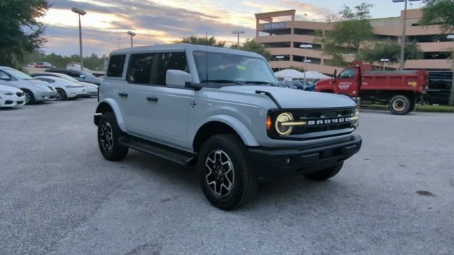 New 2026 Avalanche Gray Ford Outer Banks® image 70