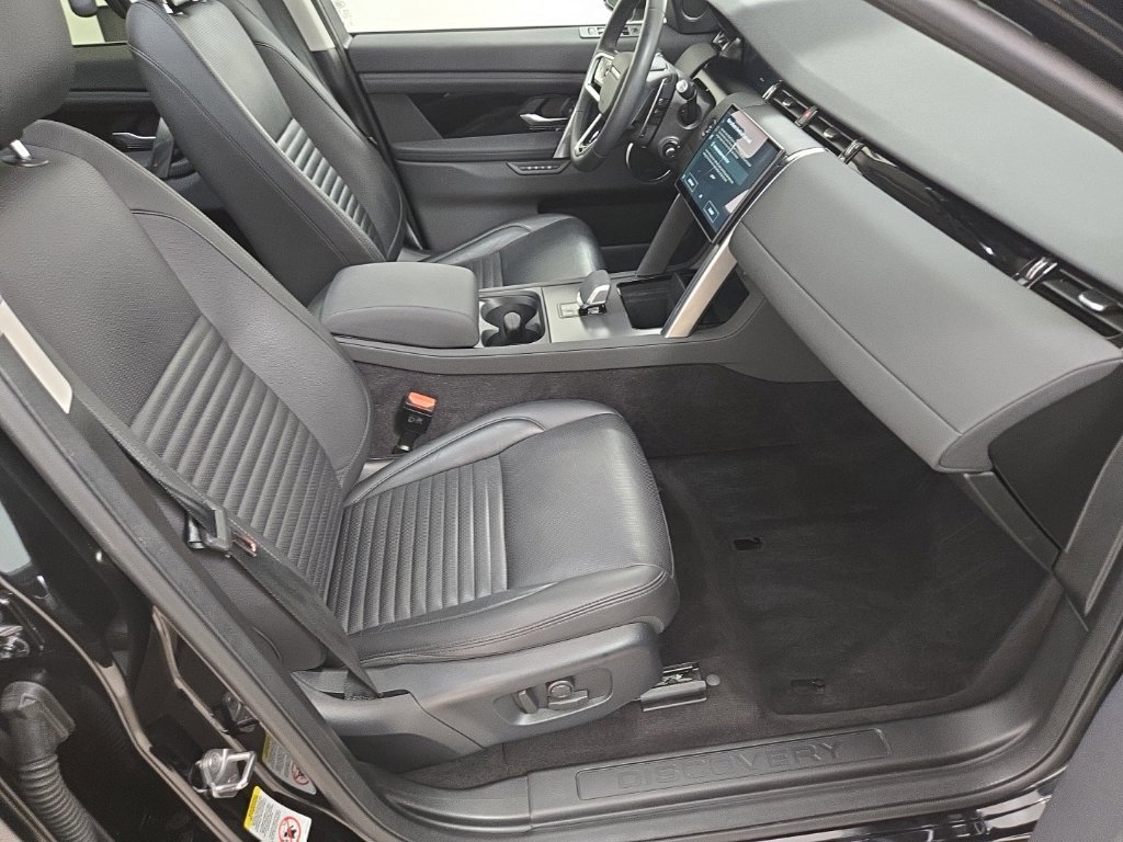 Certified Used 2024 Santorini Black Metallic Land Rover S image 26