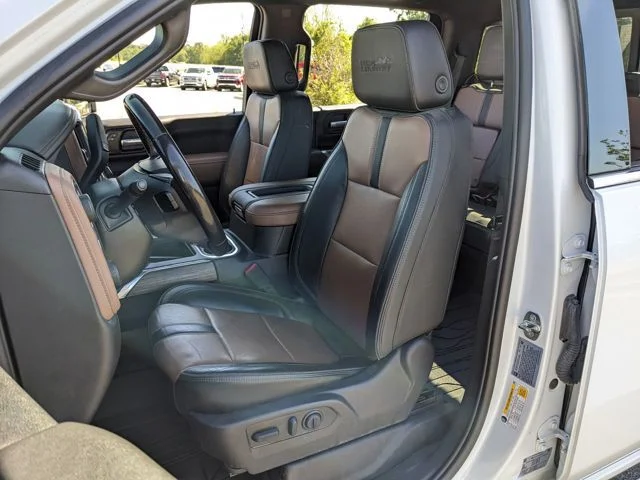 Used 2022 Beige Chevrolet High Country image 10