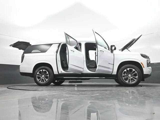 2026 Chevrolet Suburban LS - Photo 21