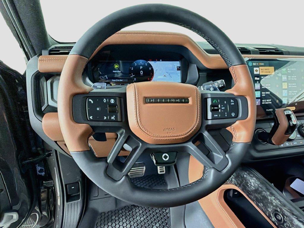 New 2026 Charente Grey Land Rover  OCTA image 11
