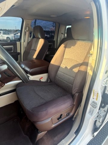 Used 2015 Bright White Clearcoat Ram Big Horn image 12