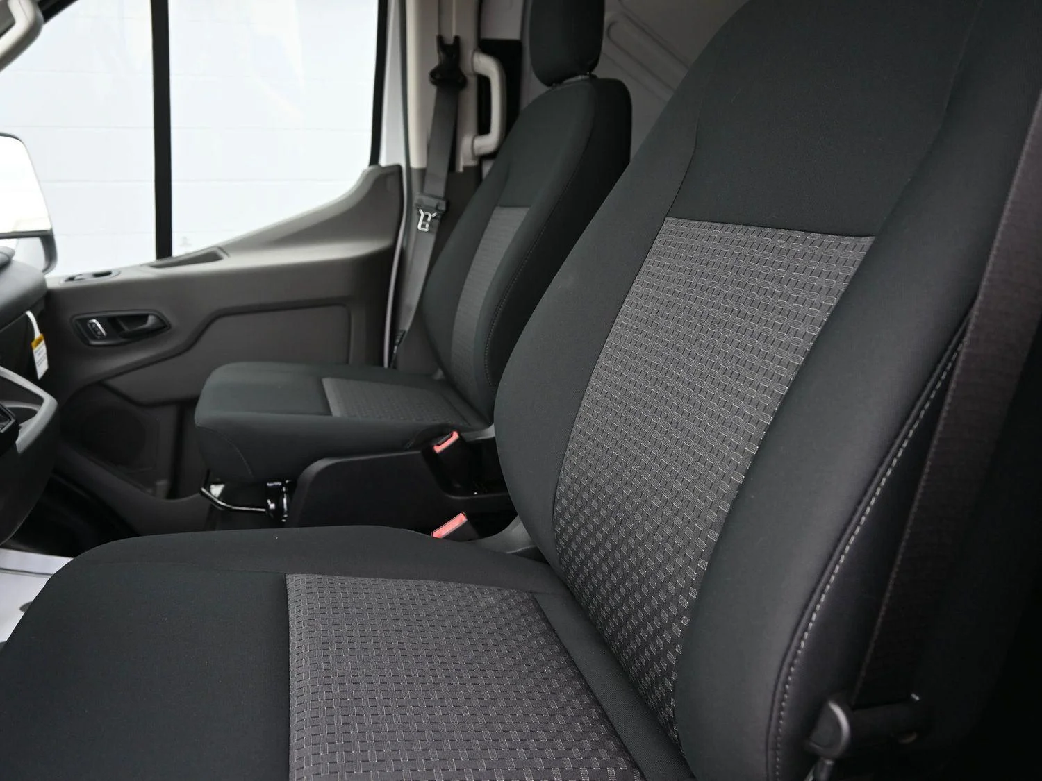 2025 Ford Transit Van Base - Photo 26