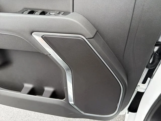 New 2026 Summit White GMC SLE image 23