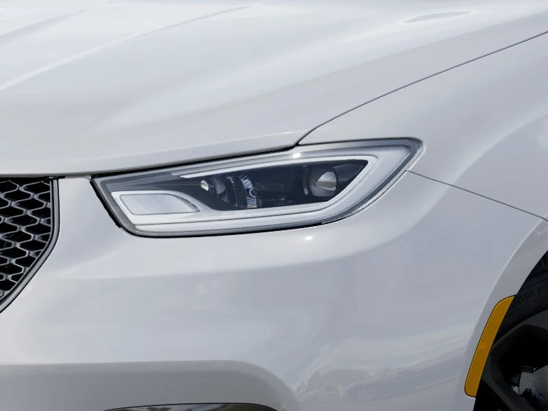 New 2026 Bright White Clear-Coat Exterior Paint Chrysler Select image 84
