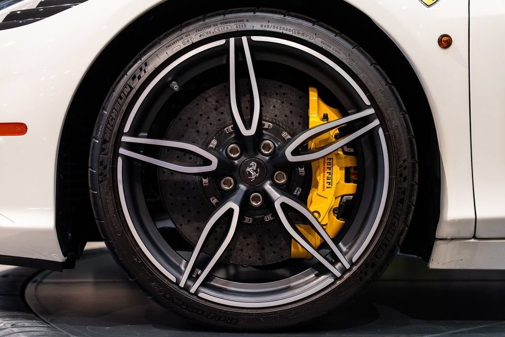 Certified Used 2015 Bianco Avus Ferrari Speciale Aperta image 13