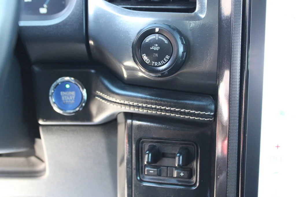 Used 2023 Blue Ford Platinum image 20
