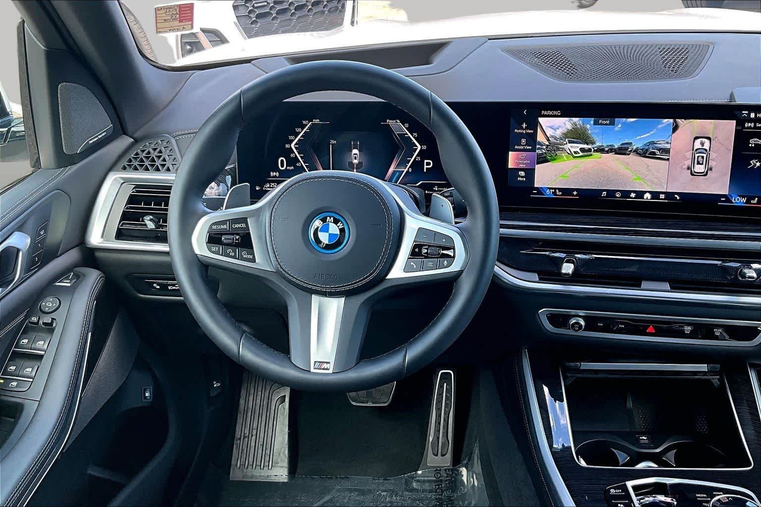 Used 2026 Alpine White BMW xDrive50e image 5